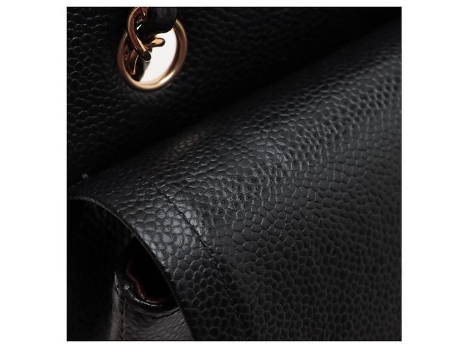 Timeless Chanel Borsa a spalla matelassé in pelle caviar nera con doppio flap classico medio Nero - vista 13