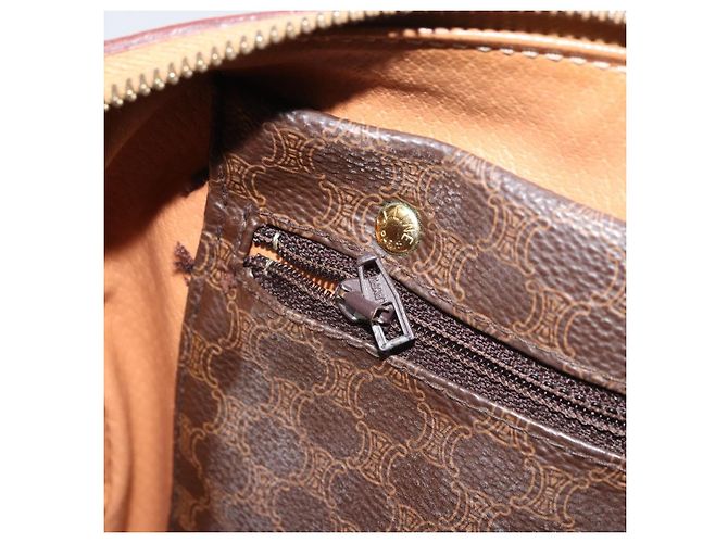 Céline Borsa a mano in tela Macadam CELINE in pelle PVC marrone e oro Auth 170409 D'oro - vista 21