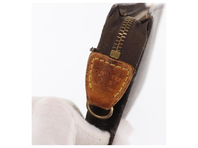Bucket LOUIS VUITTON Monogramma Secchiello PM Pochette Accessorio LV Auth 170157 - vista 8