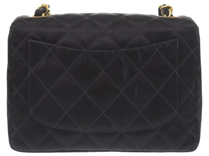 Borsa a Spalla Mini Matelassé in Satin Chanel Nero - vista 2