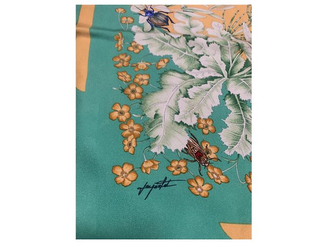 Bufanda de seda verde Hermès La Prairie - vista 3