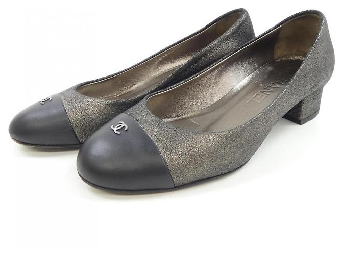 Timeless Chanel G28429Y15221 Décolleté in pelle di agnello goffrata e vitello - vista 3
