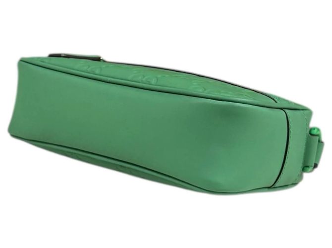 Mini borsa a spalla effetto gomma GG di Gucci Verde - vista 5