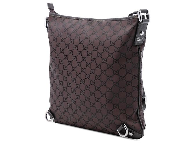 Bolsa transversal Gucci em nylon GG marrom Abbey D Ring Castanho escuro - vista 2