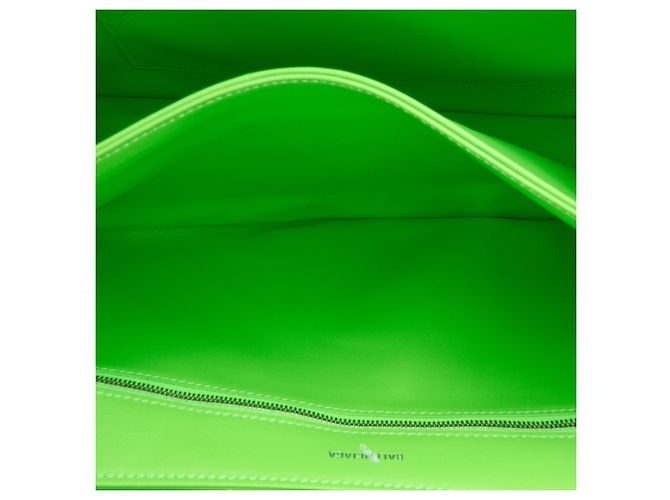 Borsa a tracolla in pelle verde con monogramma BB in rilievo Balenciaga D'oro - vista 4