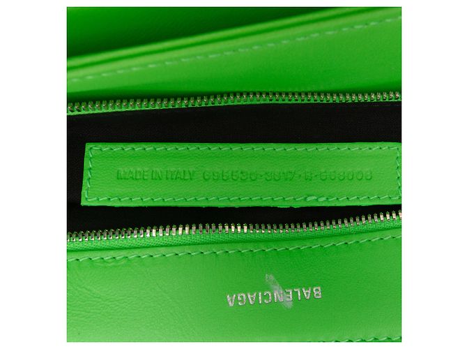 Borsa a tracolla in pelle verde con monogramma BB in rilievo Balenciaga D'oro - vista 7