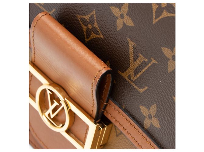 Borsa a Spalla Mini Dauphine in Monogramma Inverso Louis Vuitton Marrone - vista 10