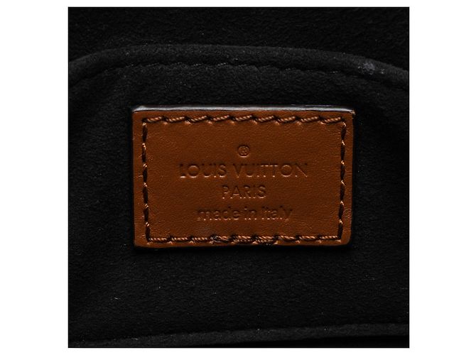 Borsa a Spalla Mini Dauphine in Monogramma Inverso Louis Vuitton Marrone - vista 8