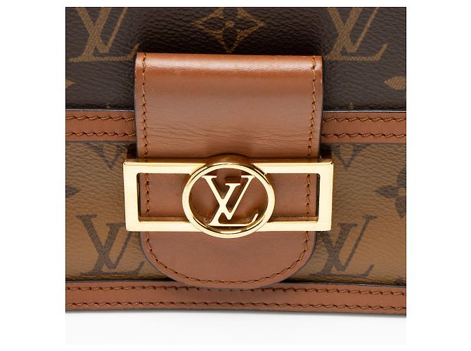 Borsa a Spalla Mini Dauphine in Monogramma Inverso Louis Vuitton Marrone - vista 9