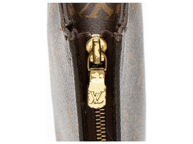 Kosmetiktasche 15 aus Monogramm-Canvas von Louis Vuitton Braun - Ansicht 8
