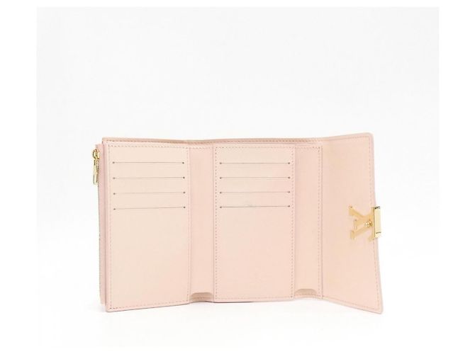 Louis Vuitton Capucines Taurillon Wallet Pink - view 5