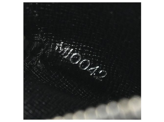 Runder Münzbeutel Louis Vuitton Limitierte Auflage Monogramm Seide Schwarz - Ansicht 4