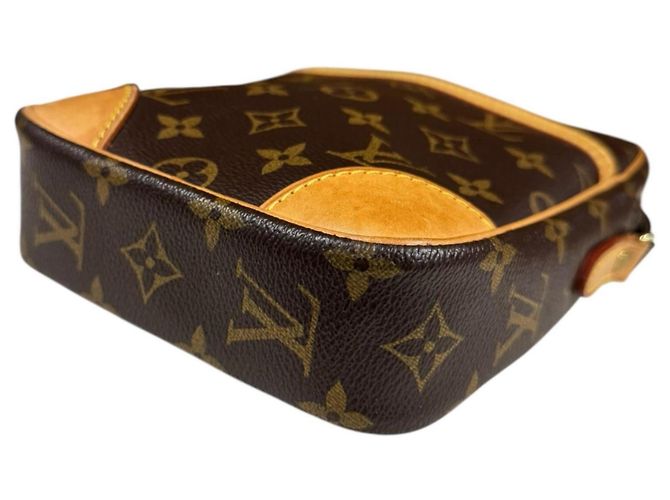 Borsa a Spalla Monogram Danube di Louis Vuitton Marrone - vista 7