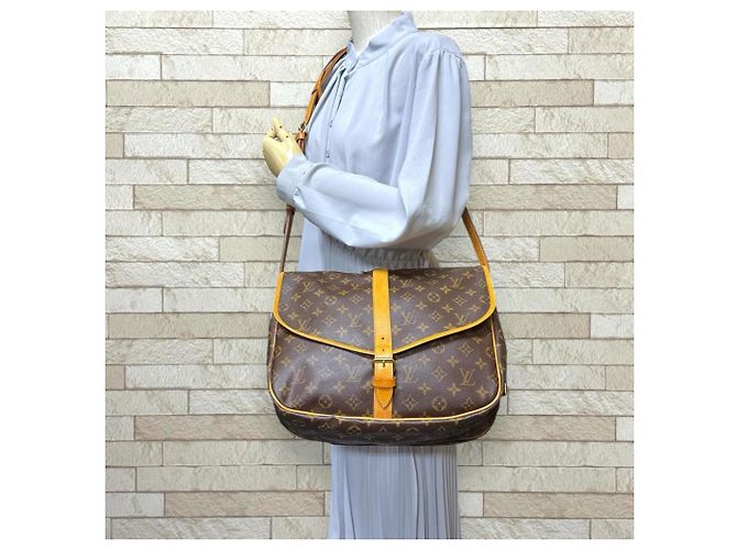 Borsa a Spalla Saumur 35 Monogramma Louis Vuitton Marrone - vista 2