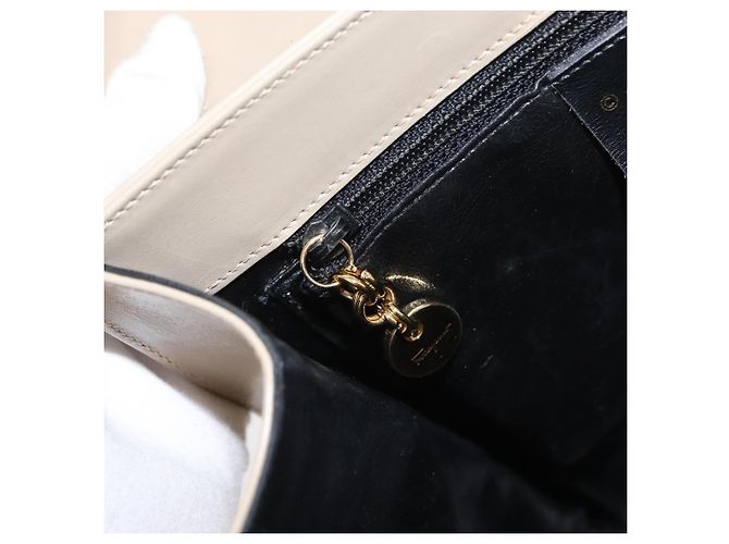 Borsa a mano Gancini in pelle beige e oro Auth 170123 di Salvatore Ferragamo - vista 23