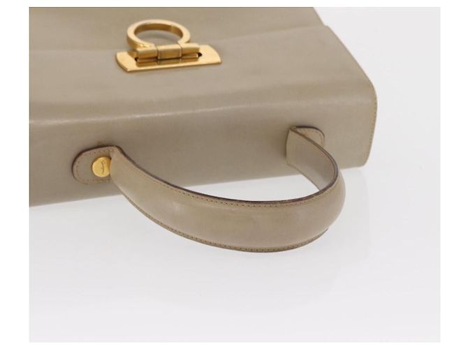 Borsa a mano Gancini in pelle beige e oro Auth 170123 di Salvatore Ferragamo - vista 7