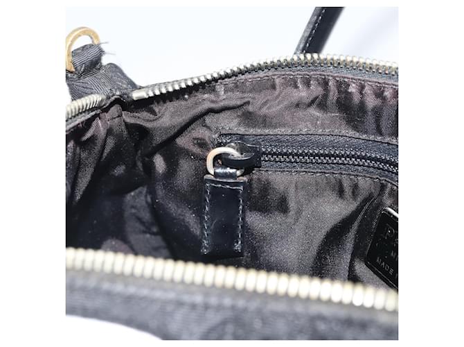 Borsa a mano PRADA in nylon nero Auth bs32763 - vista 20
