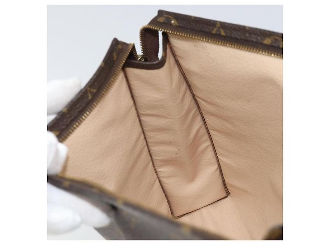 LOUIS VUITTON Monogram Poche Toilette 26 M47542 LV Auth ep13257 - Ansicht 18
