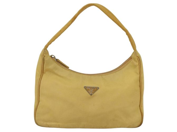 Pochette in nylon PRADA gialla Auth 169603 Giallo - vista 13