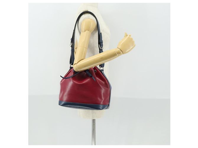 Noe LOUIS VUITTON Borsa a Spalla Petit Noé Epi Rosso Granata LV Auth 159837V Bordò - vista 24