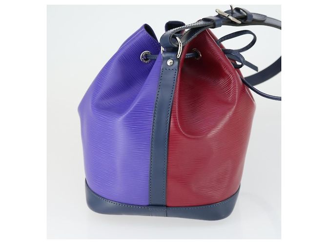Noe LOUIS VUITTON Borsa a Spalla Petit Noé Epi Rosso Granata LV Auth 159837V Bordò - vista 4