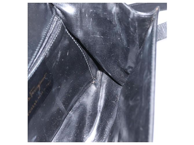 Borsa a Spalla Gancini in Pelle Oro Nero Salvatore Ferragamo Auth 169058 D'oro - vista 20