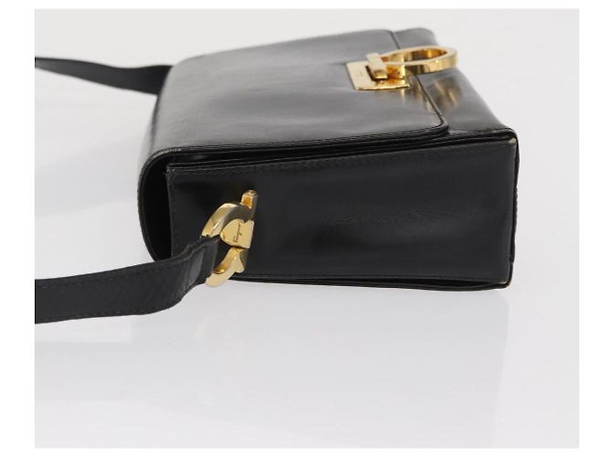 Borsa a Spalla Gancini in Pelle Oro Nero Salvatore Ferragamo Auth 169058 D'oro - vista 4