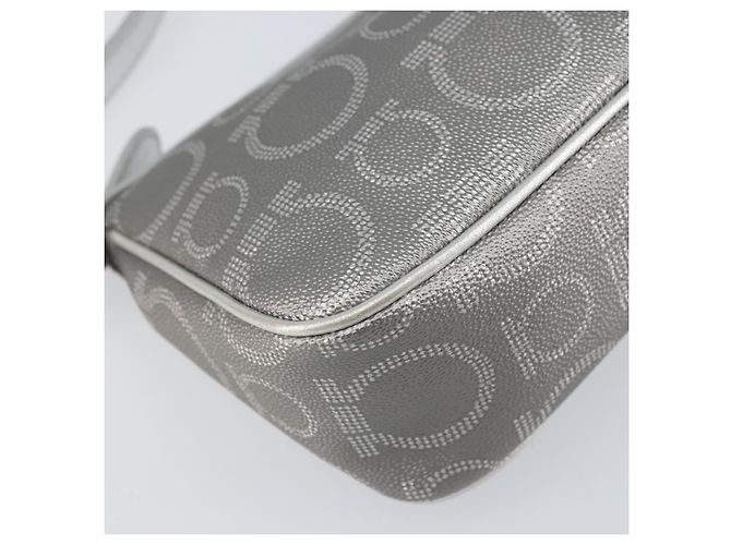 Pochette in pelle PVC argento Auth BA9978V di Salvatore Ferragamo - vista 15