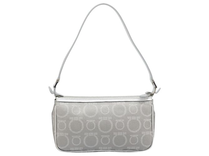 Pochette in pelle PVC argento Auth BA9978V di Salvatore Ferragamo - vista 2