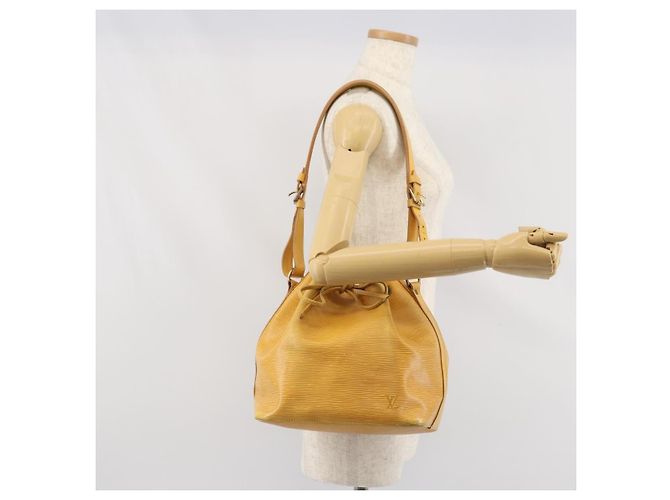 Noe LOUIS VUITTON Borsa a Spalla Petit Noé Epi Gialla M44109 LV Auth hk3356 Giallo - vista 20