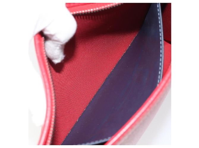 LOUIS VUITTON Pochette Voyager MM in Taiga Rosso Akajou M63397 Auth 170741 - vista 20
