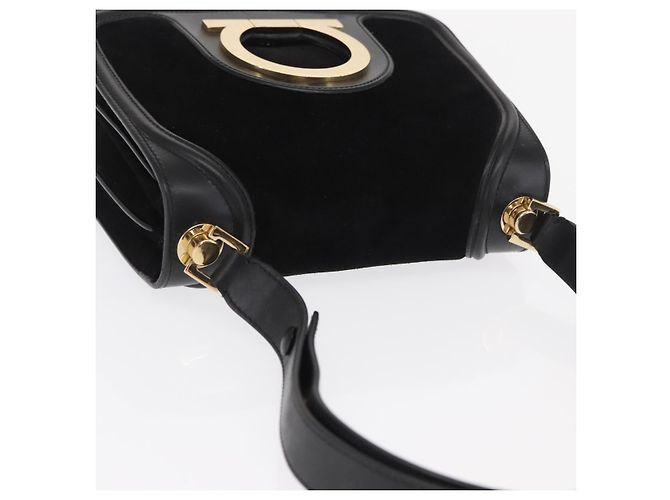 Borsa a Spalla Gancini in Pelle Scamosciata Nera e Oro Salvatore Ferragamo Auth 149888V Nero D'oro - vista 6