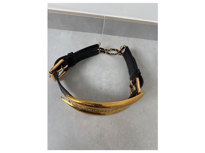 Chanel Boxing Plate Gürtel Schwarz Leder Gold Gold hardware - Ansicht 3