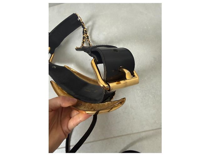 Chanel Boxing Plate Gürtel Schwarz Leder Gold Gold hardware - Ansicht 7