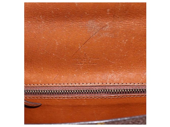 Louis Vuitton Saint Cloud Monogram Canvas GM Marrone - vista 6