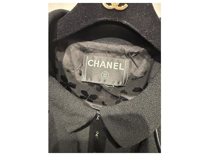 Chanel Jacke aus schwarzer Wolle mit Seidenfutter - Ansicht 4