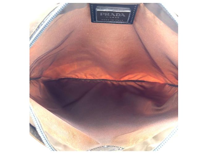Borsa a tracolla piccola in nylon tessuto logo marrone Prada - vista 8