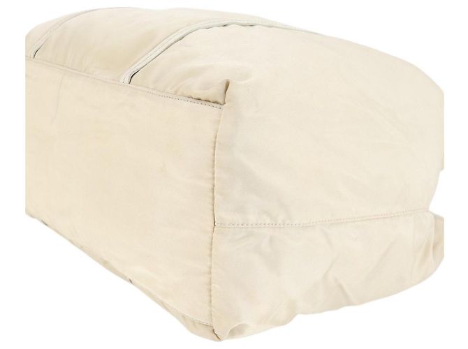 Borsa a spalla in nylon beige crema e pelle di vitello Prada - vista 6