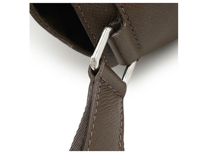 Borsa a Spalla Miro Taiga di Louis Vuitton Marrone - vista 5