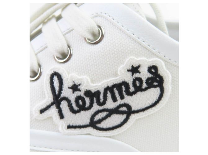 Tênis de lona bordados Innocent da Hermès Branco - vista 11