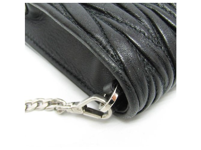 Borsa a Spalla Miu Miu Matelassé con Catena Nero - vista 10