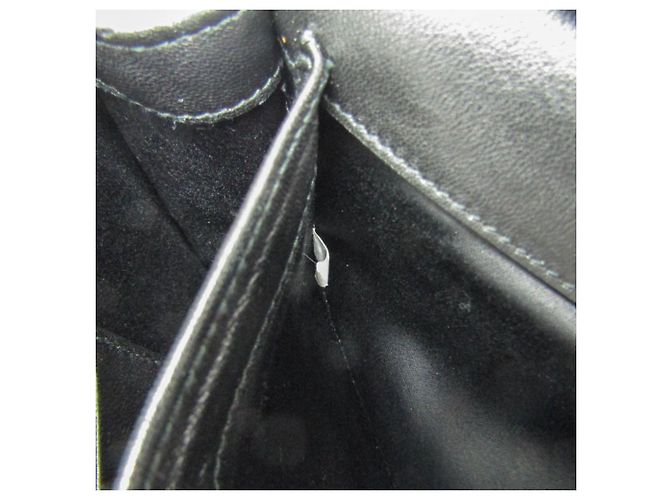 Borsa a Spalla Miu Miu Matelassé con Catena Nero - vista 16