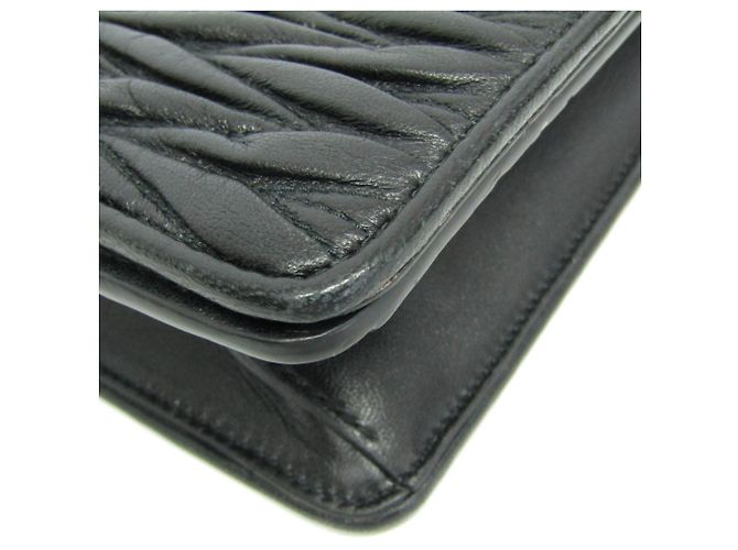 Borsa a Spalla Miu Miu Matelassé con Catena Nero - vista 7