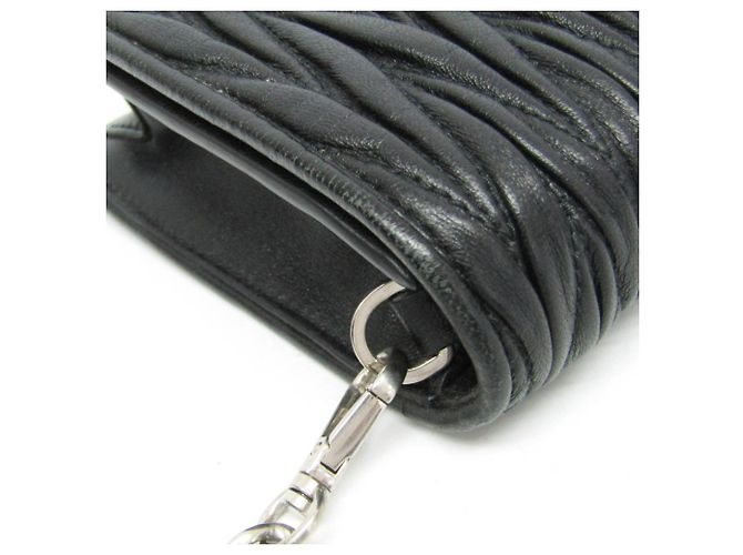 Borsa a Spalla Miu Miu Matelassé con Catena Nero - vista 9