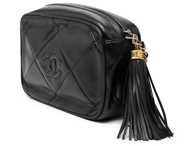 Camera Borsa a tracolla in pelle di agnello trapuntata nera CC di Chanel con frange Nero - vista 2