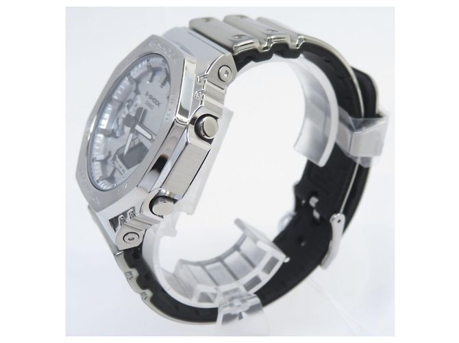 Relógio de quartzo Casio G-Shock Fine Metallic Series GM-2100YM-8ADR - vista 3