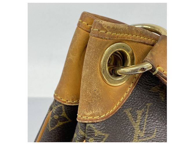 Borsa a Spalla Galliera PM Monogramma Louis Vuitton Marrone - vista 7