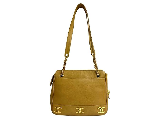 Chanel Beiger Triple Coco Caviar Leder Kettentasche - Ansicht 3