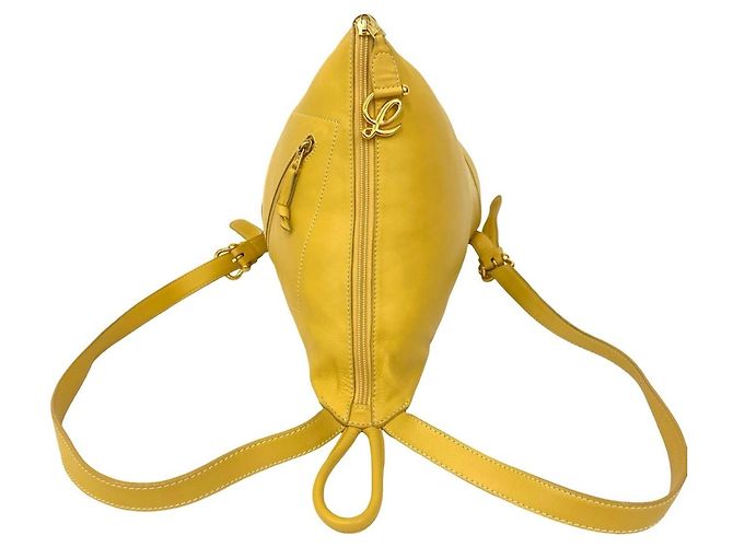 Zaino in pelle con logo Anagram Loewe in giallo - vista 4