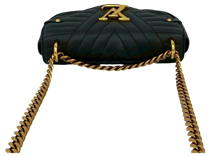 Borsa Louis Vuitton New Wave PM Nero - vista 4